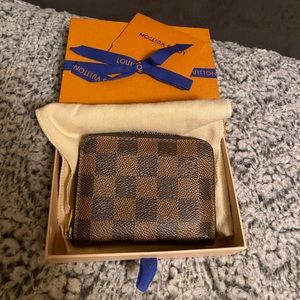 LV zippy coin Purse in “ Damier Ebene “